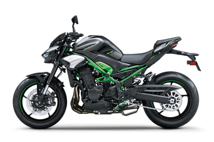 Kawasaki Z900 green colour side static